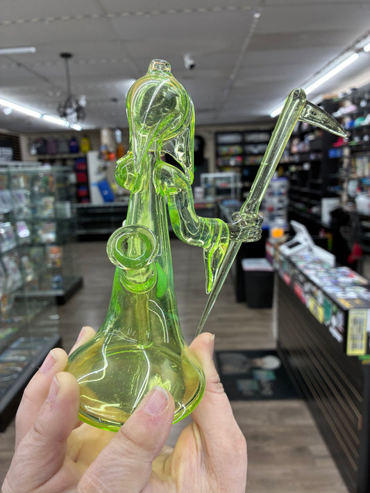 CUSTOM HEADY GLASS