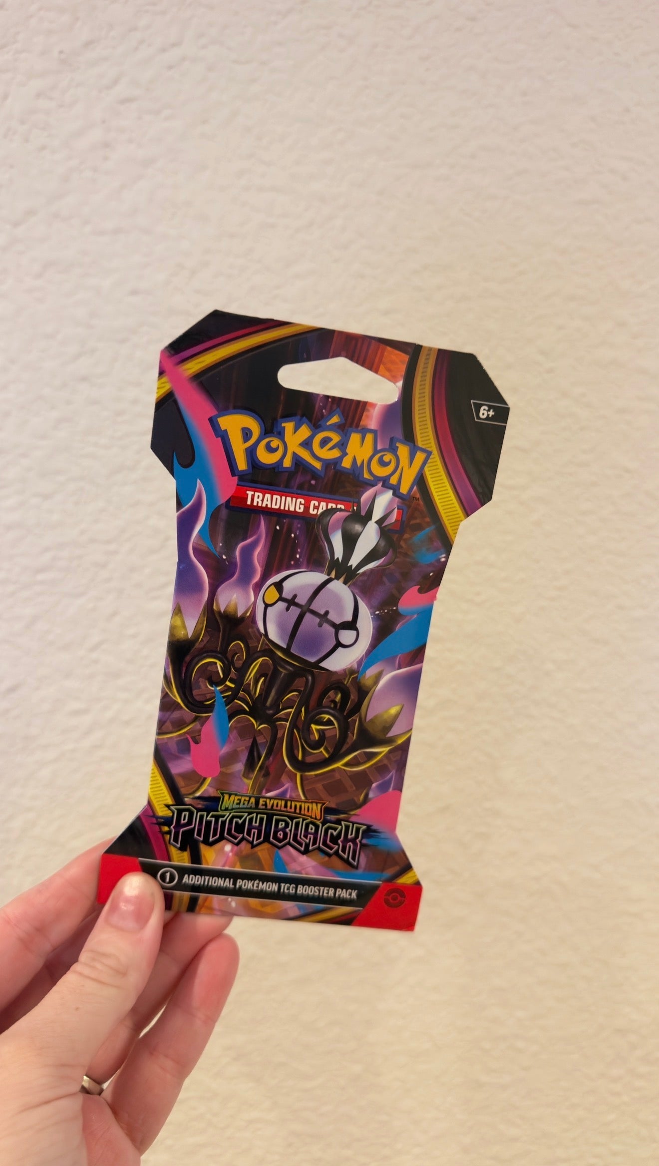 PITCH BLACK SLEEVED BOOSTER