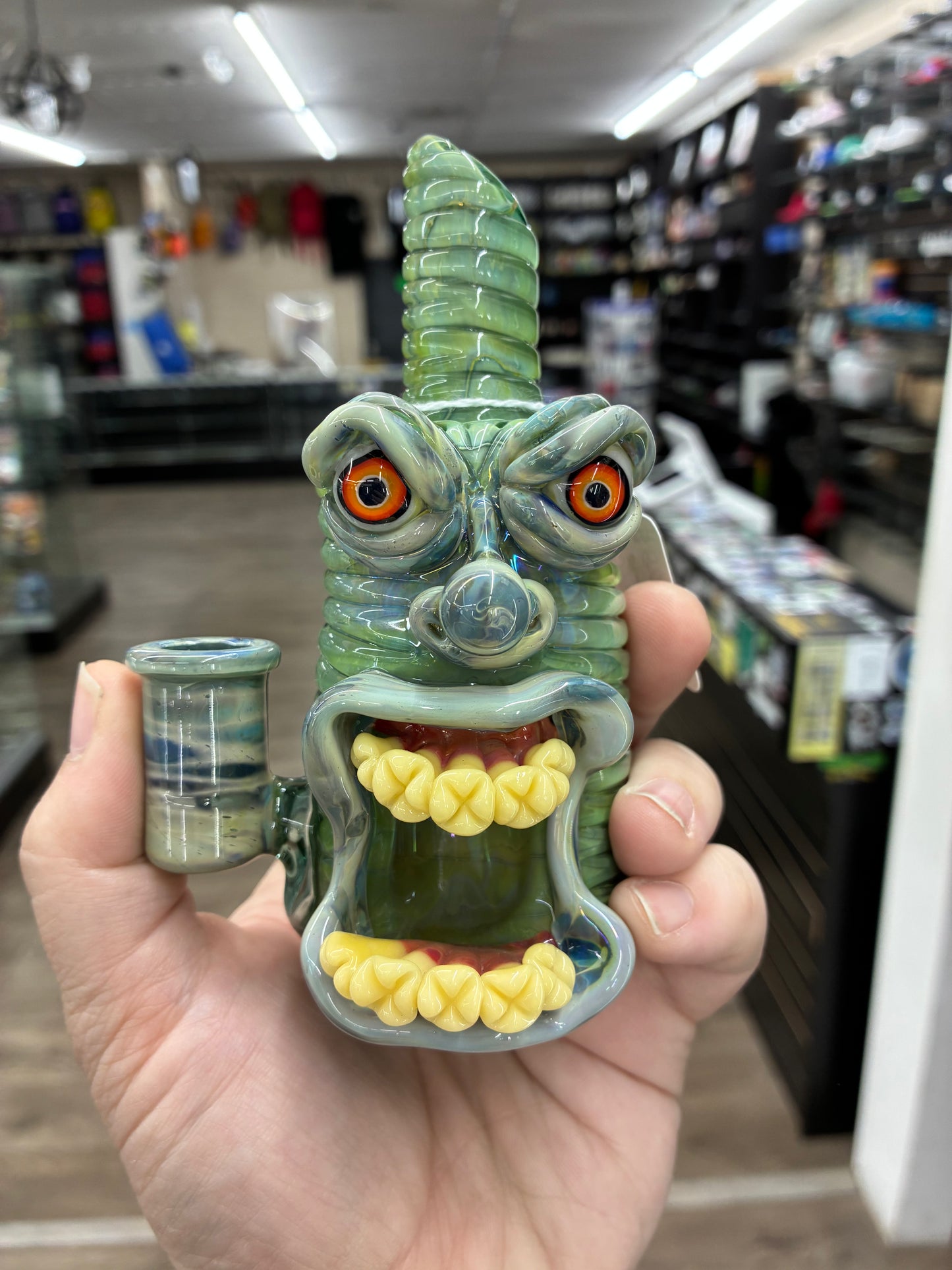CUSTOM HEADY GLASS