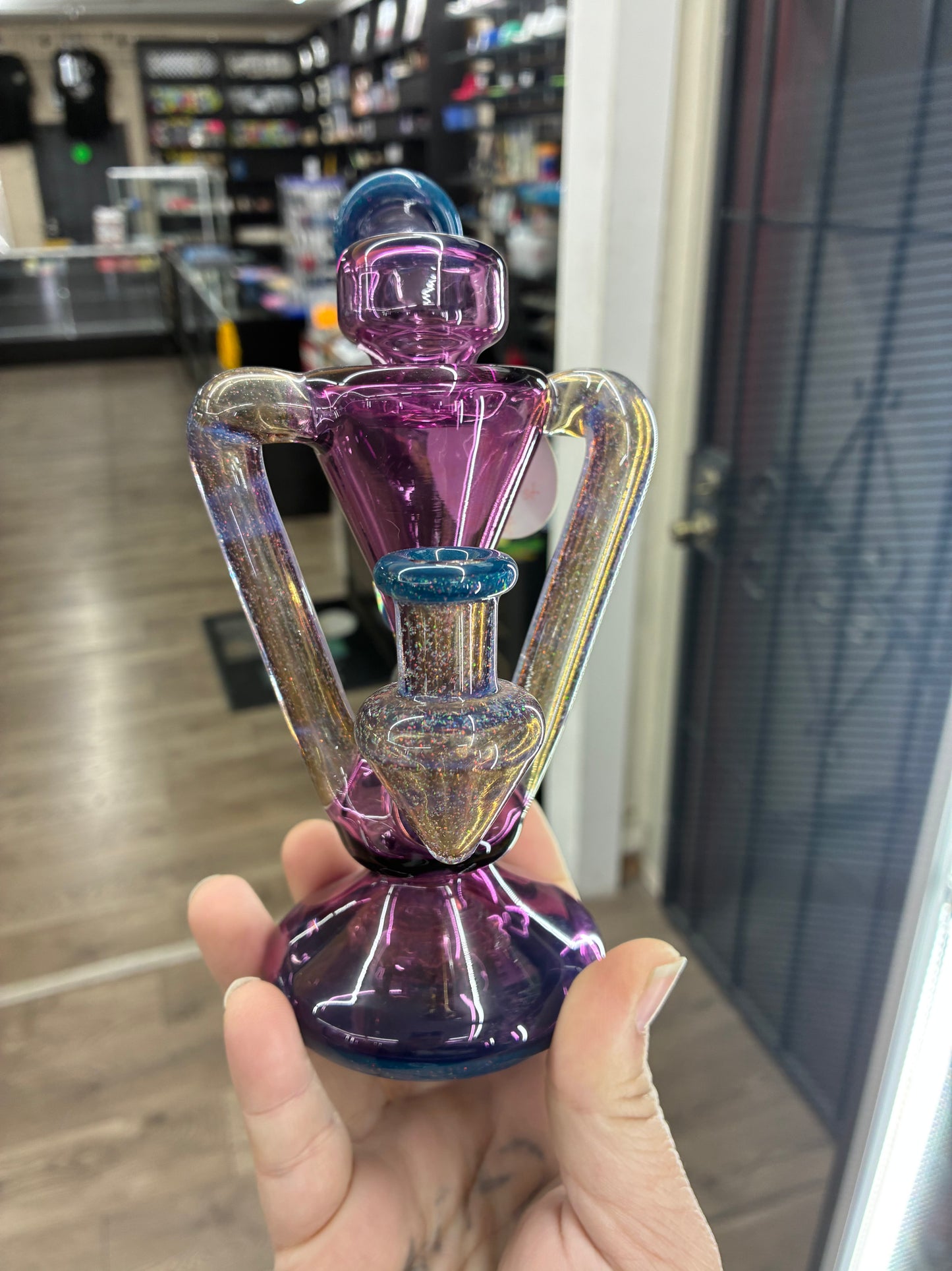 CUSTOM HEADY GLASS