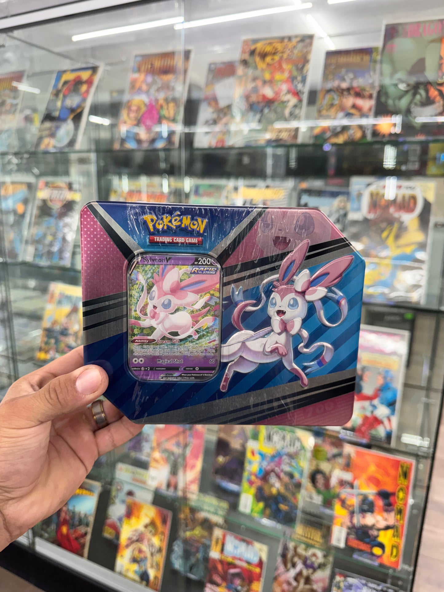 SYLVEON TIN